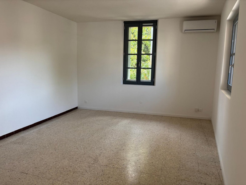 location Appartement Prades Le Lez - Photo 3