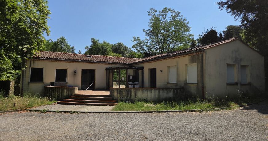 vente Château Le Vigan