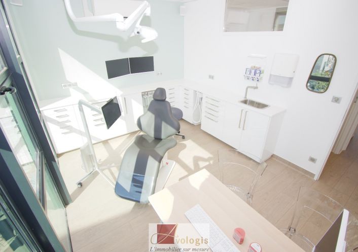 sale Locaux d'activité Ganges