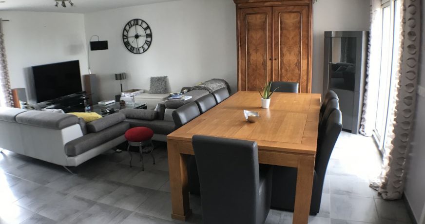 location Maison Cournonsec