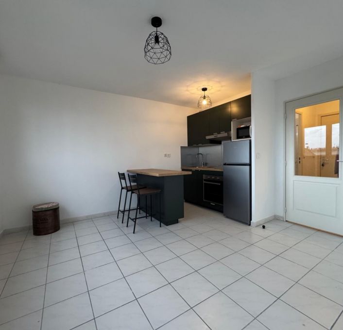 à louer Appartement Lunel