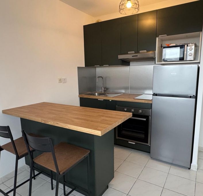 à louer Appartement Lunel