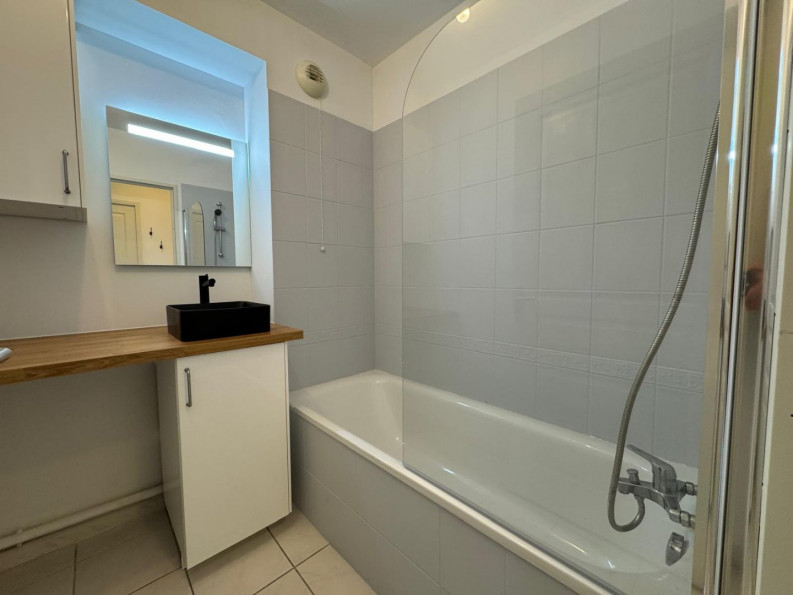 location Appartement Lunel - Photo 6