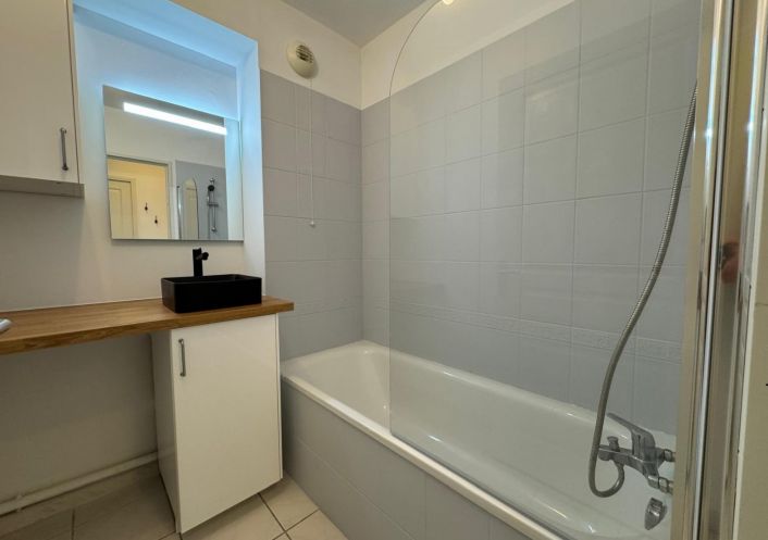 à louer Appartement Lunel