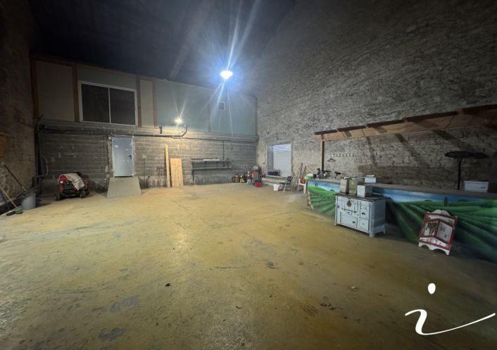 à louer Hangar Saussan