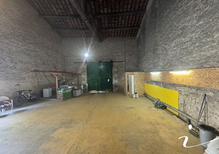 à louer Hangar Saussan