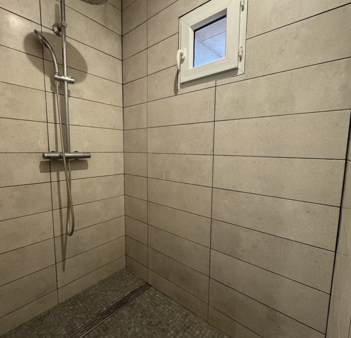 à louer Appartement Saussan