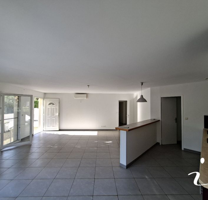 location Maison Saussan