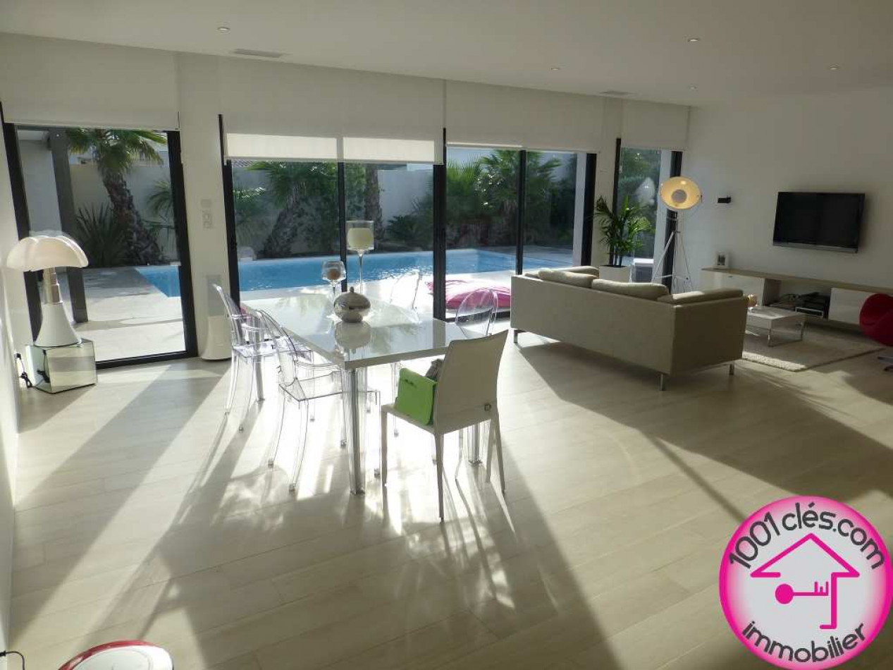 for sale Villa d'architecte Castries - Photo 4