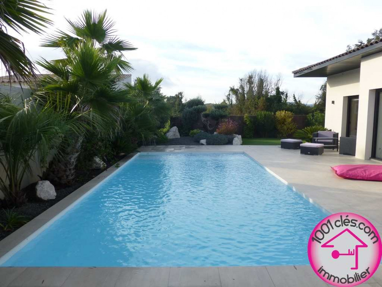 for sale Villa d'architecte Castries - Photo 2