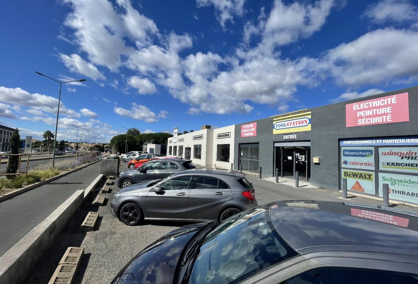 location Local commercial Beziers - Photo 1