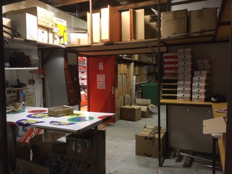 location Local commercial Beziers - Photo 9