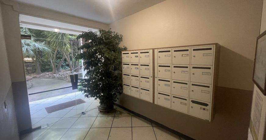 location Appartement terrasse Beziers