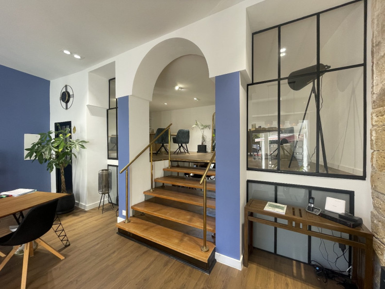 location Ateliers et bureaux Beziers - Photo 1