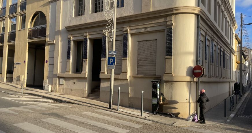 vente Bureau Beziers