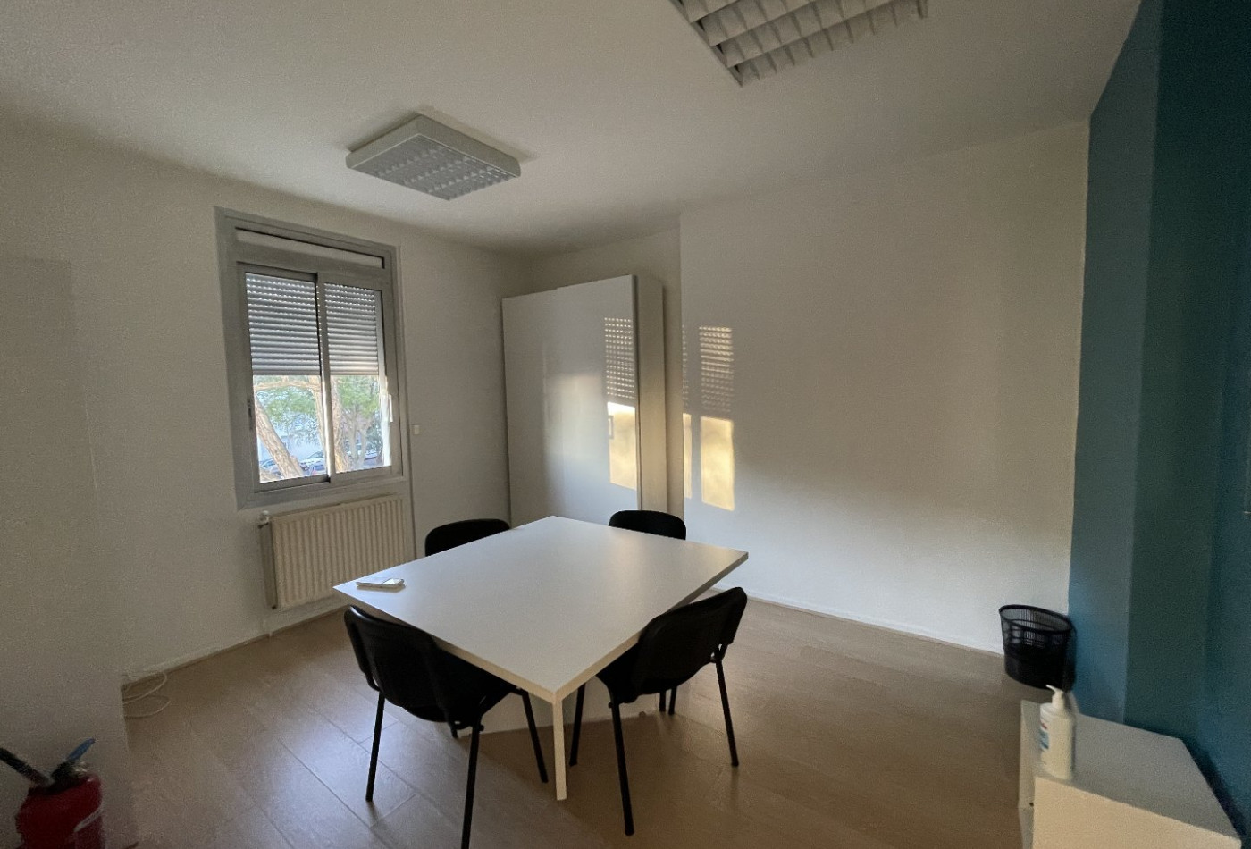 vente Immeuble de bureaux Beziers - Photo 2