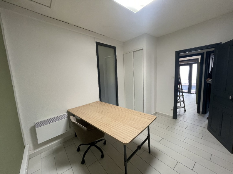 location Ateliers et bureaux Beziers - Photo 6