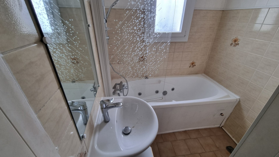 location Maison Le Pouget - Photo 6