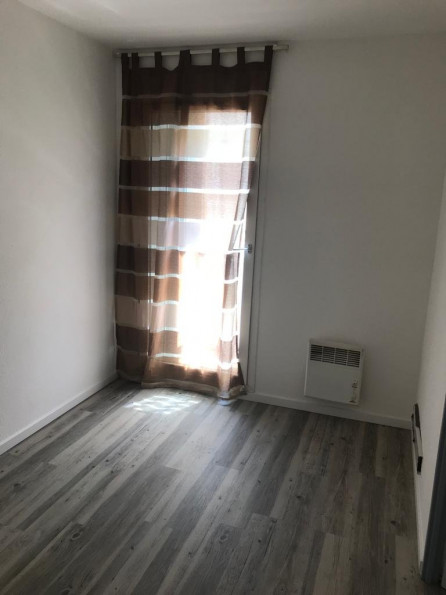 location Appartement Sete - Photo 3