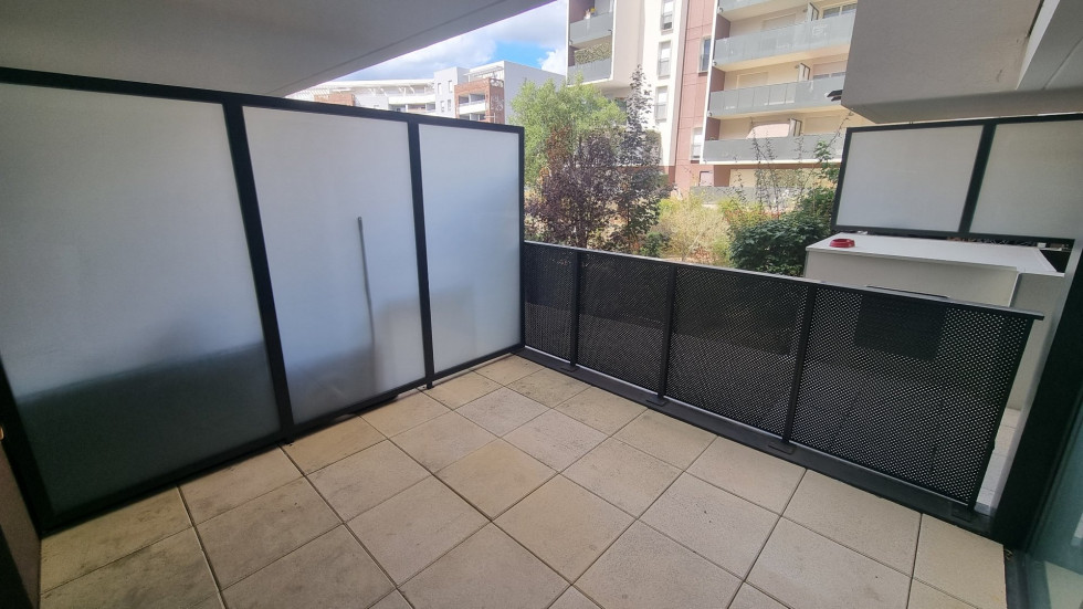 location Appartement Juvignac - Photo 2