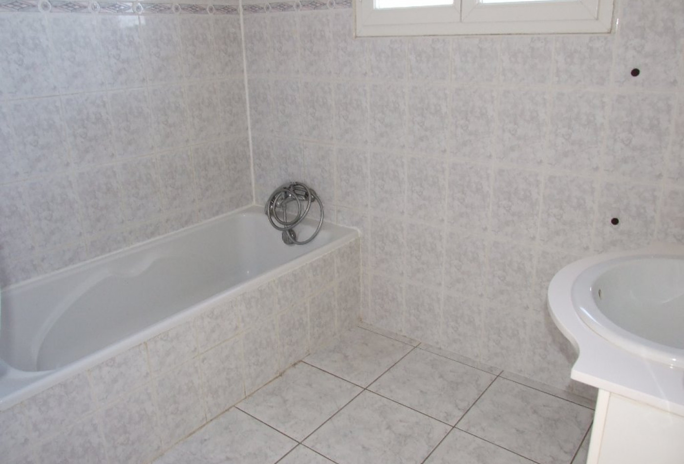 location Appartement Paulhan - Photo 7