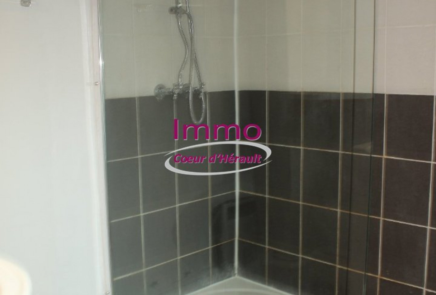 location Maison de village Nebian - Photo 6