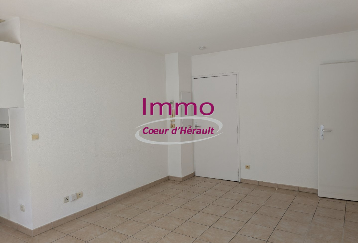 location Appartement en résidence Saint Andre De Sangonis - Photo 3