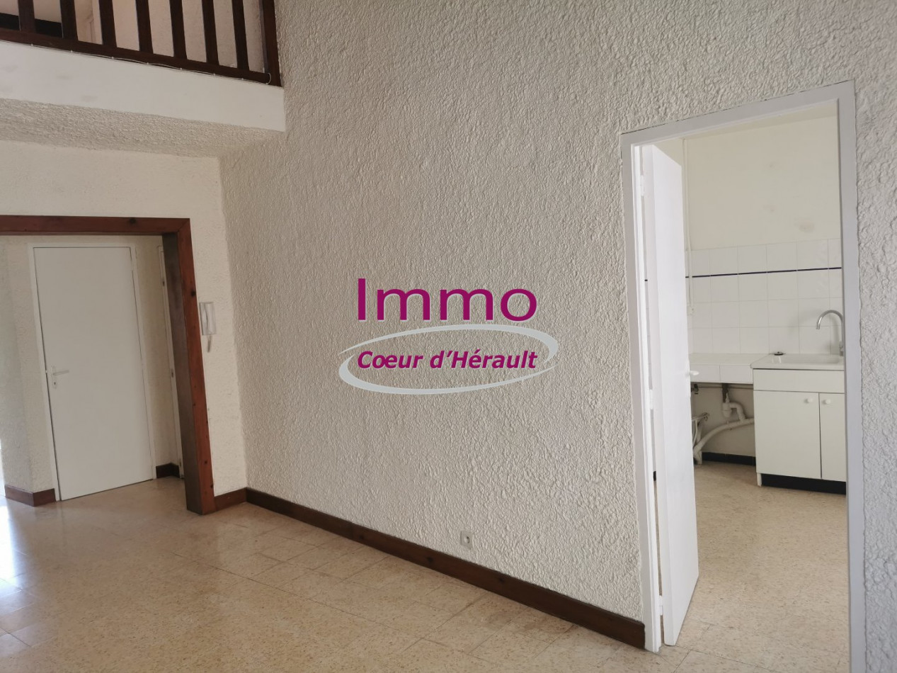 location Appartement Clermont L'herault - Photo 2