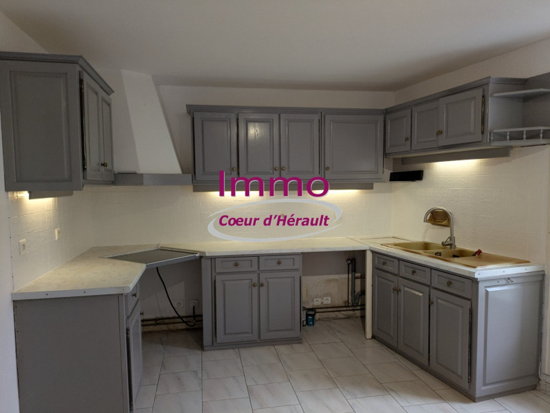 location Appartement Saint Felix De Lodez - Photo 1