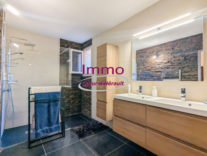 vente Maison et dépendances Saint Felix De Lodez - Photo 6