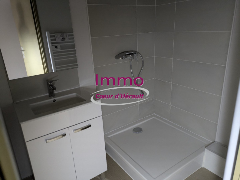 location Appartement Clermont L'herault - Photo 4