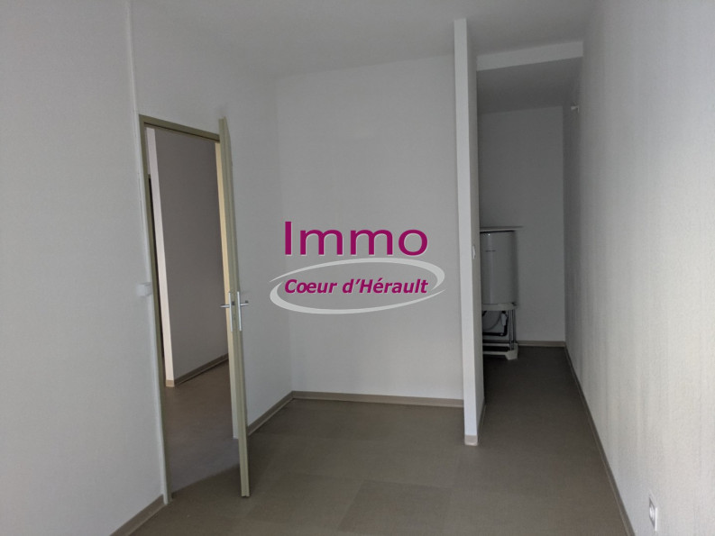 location Appartement Clermont L'herault - Photo 3