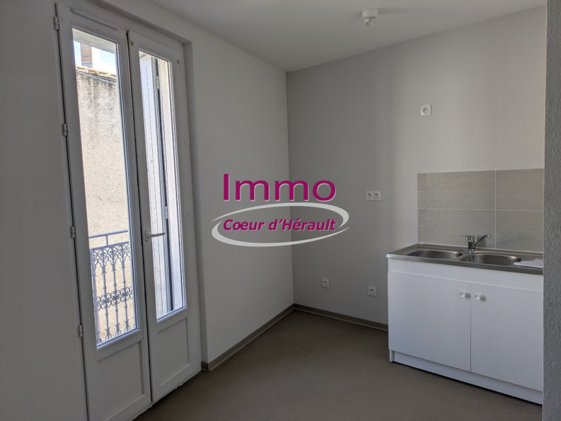 location Appartement Clermont L'herault - Photo 3