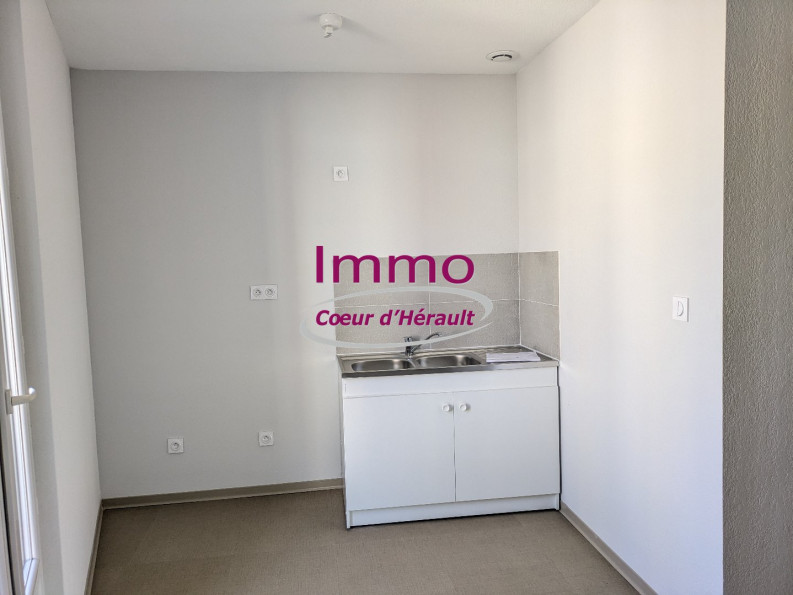 location Appartement Clermont L'herault - Photo 2