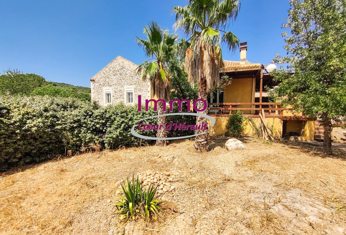 vente Maison et dépendances Peret - Photo 1