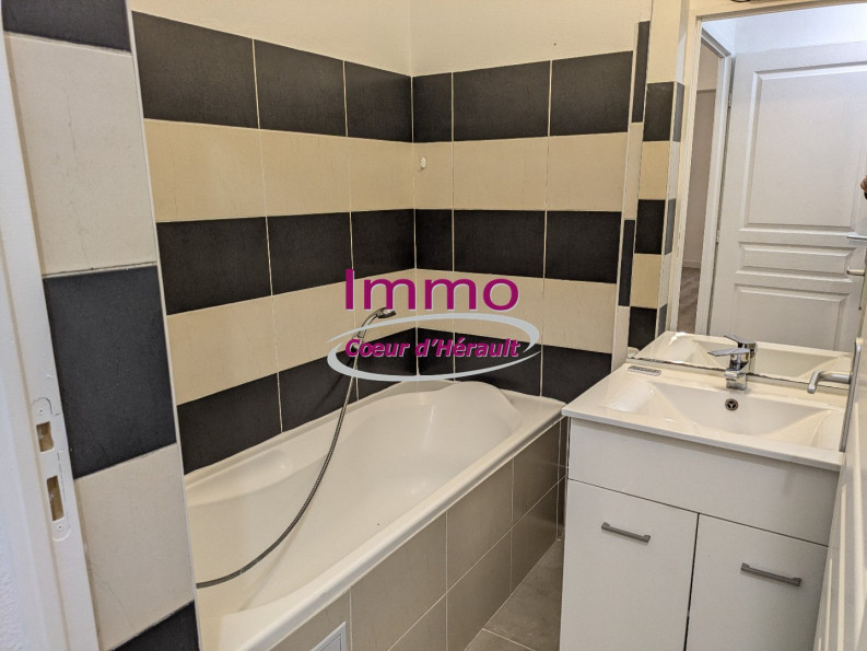 vente Appartement en résidence Saint Andre De Sangonis - Photo 7