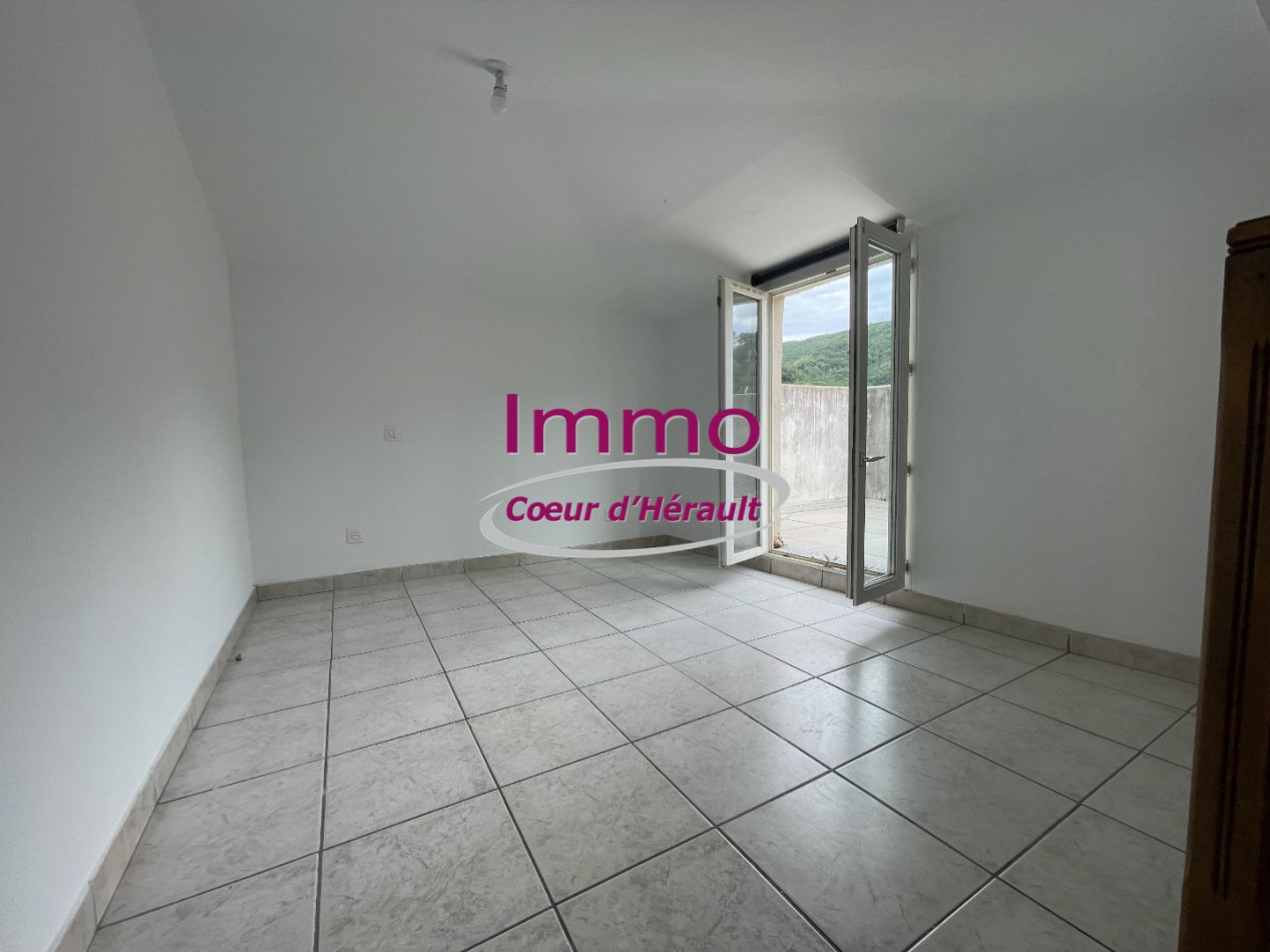 location Appartement Lodeve - Photo 8