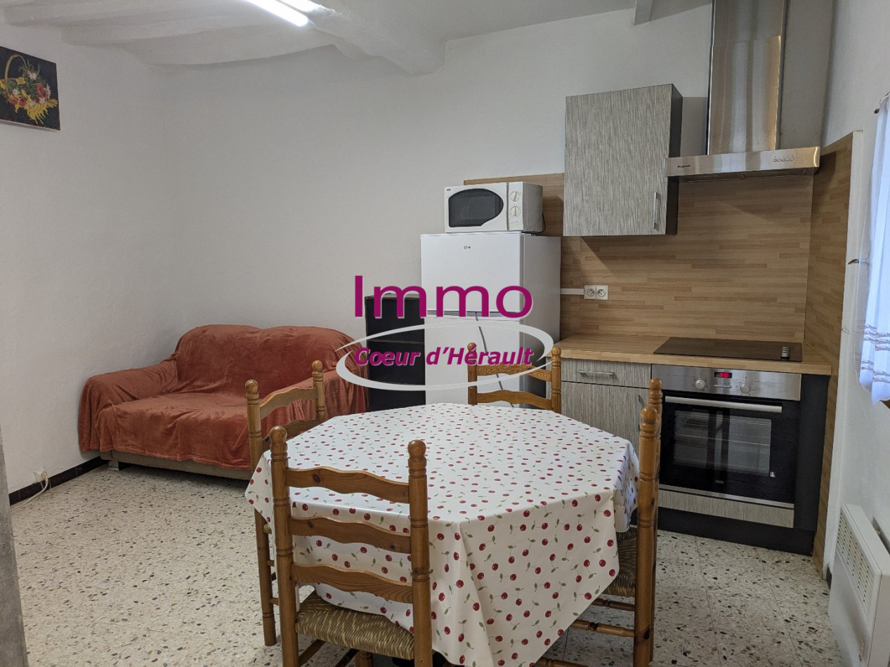 location Maison de village Peret - Photo 6