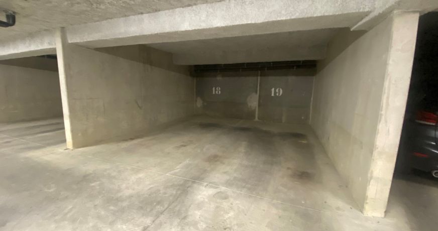 location Parking intérieur Saint Gely Du Fesc