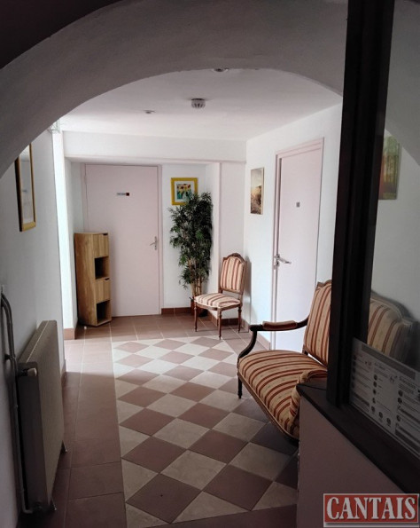 vente Hôtel bureau Bourges - Photo 2