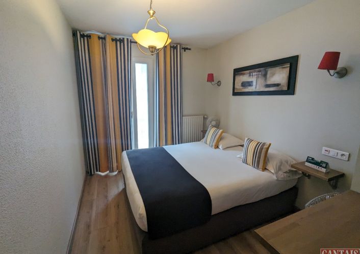 à vendre Hôtel   bureau Jarnac