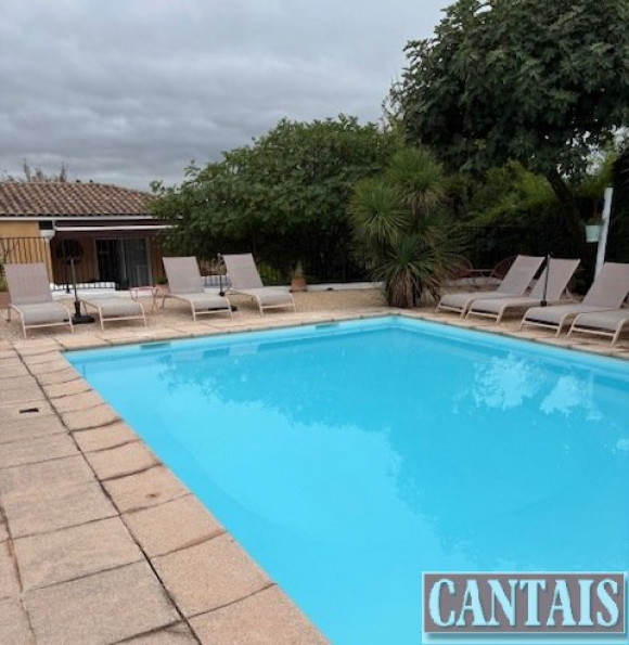 vente Gîte Nimes - Photo 1