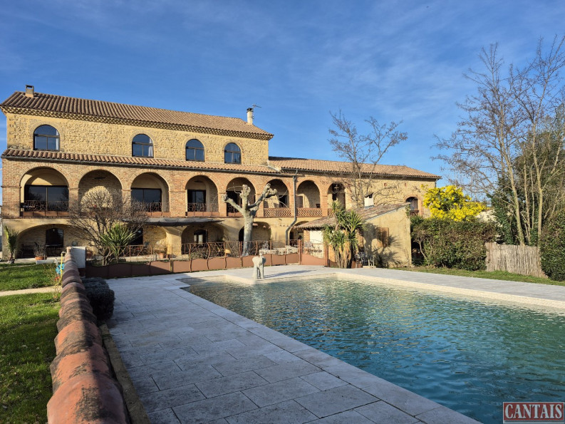 vente Gîte Nimes - Photo 1