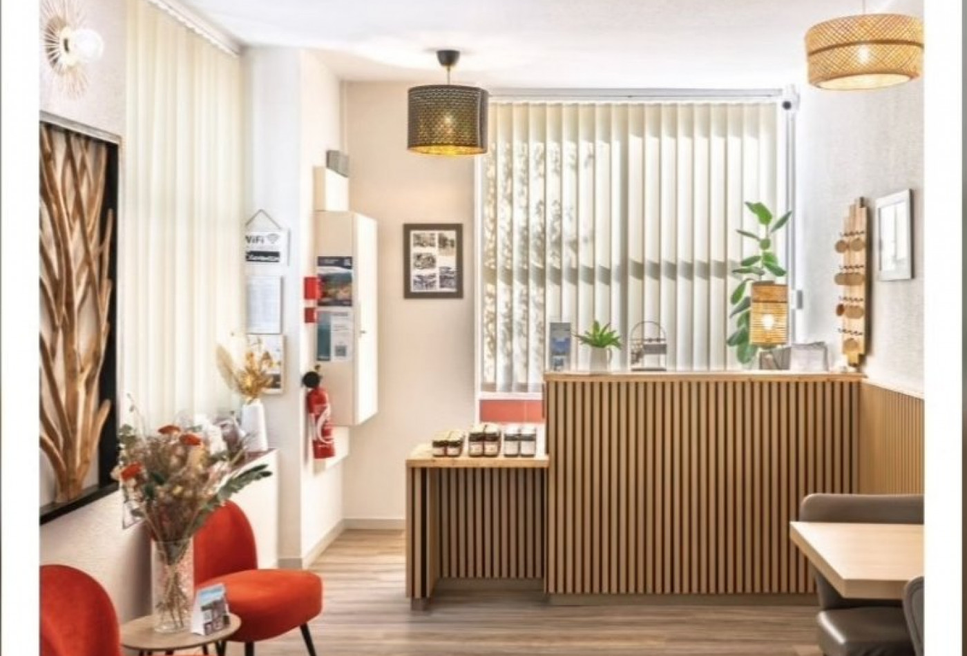 vente Hôtel bureau Nimes - Photo 2