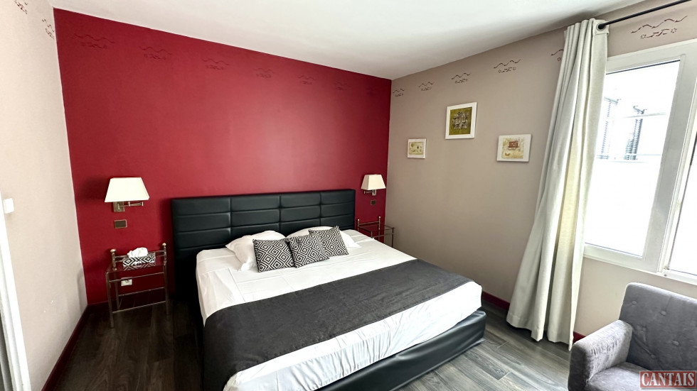 vente Hôtel bureau Nimes - Photo 2