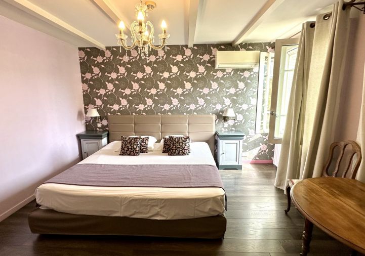 vente Hôtel bureau Nimes