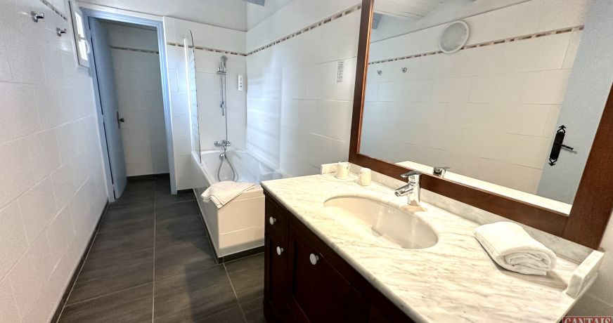 vente Hôtel bureau Nimes