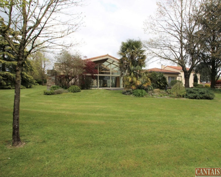 vente Gîte Mouilleron Le Captif - Photo 2