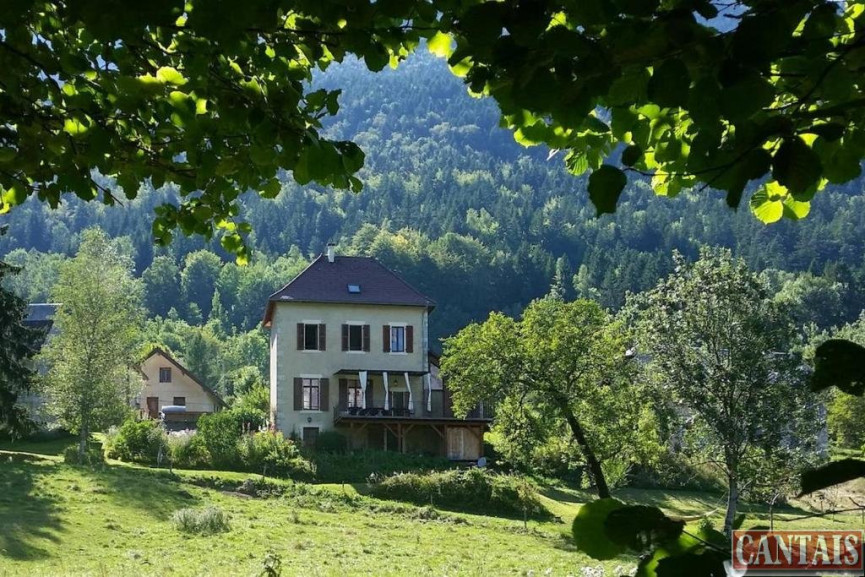 vente Chambre d'hôte Bron - Photo 1