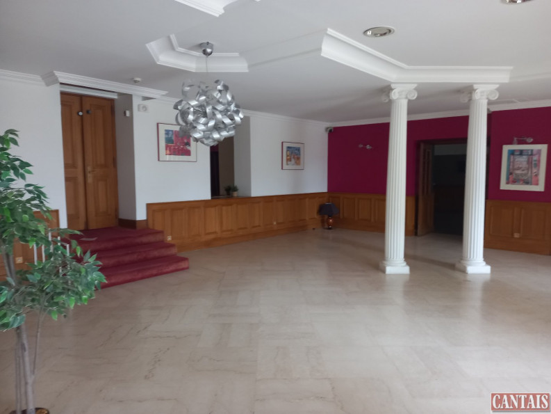vente Hôtel bureau Flaviac - Photo 2
